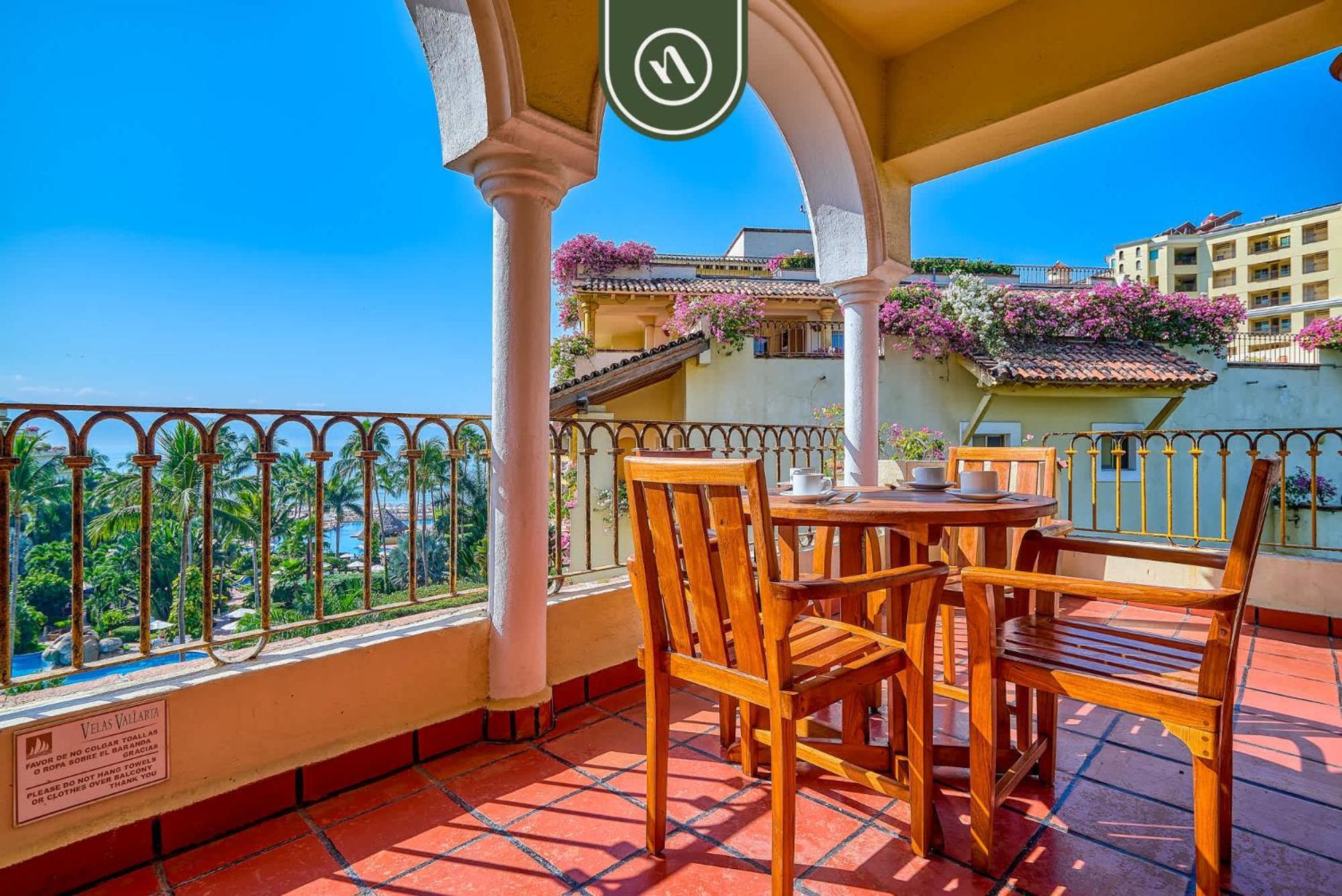 Beachfront 2 Bedroom Condo - Beach - Pools - Tennis Puerto Vallarta Exterior photo